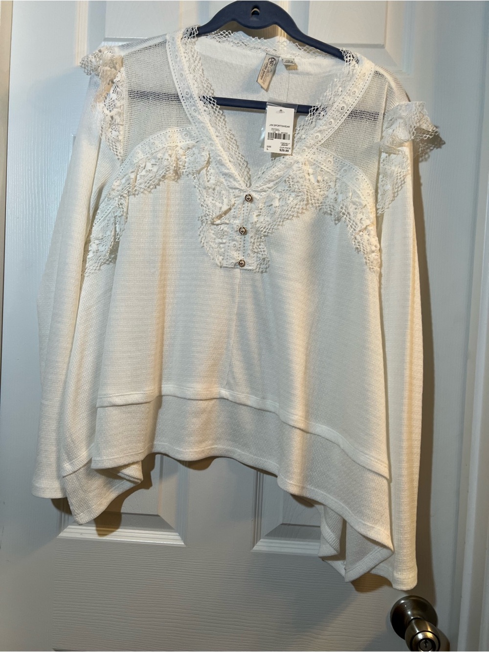 🦋 NWT Ivory Lace-Trim Knit Tunic with Button V-Neck size large